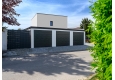 GARDEON® Garage mit drei Toren und Hörmann Türen