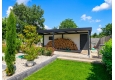 GARDEON® Garage mit Hörmann Garagentor, Fenster und Carport rechts