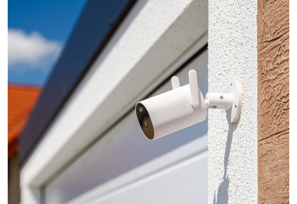 GARDEON® Garage mit Hörmann Garagentor, Fenster und Design-Lichtband