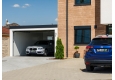 GARDEON® Garage mit Hörmann Garagentor, Fenster und Design-Lichtband
