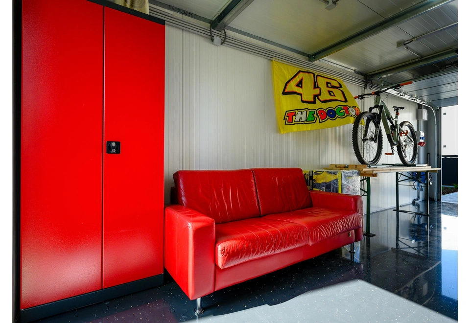 GARDEON® Garage mit Hörmann Garagentor und Fenster