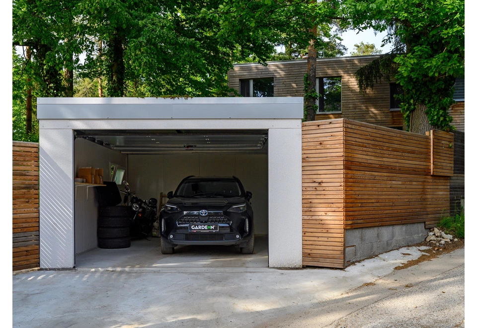GARDEON® Garage mit Hörmann Garagentor und Fenster