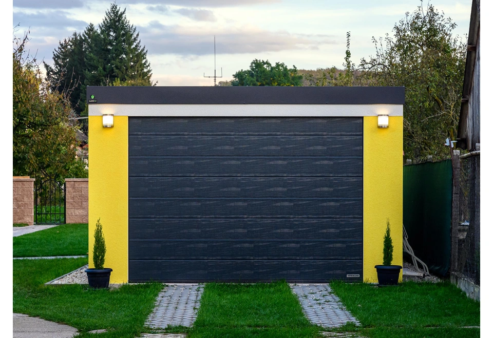 GARDEON® Garage mit Hörmann Garagentor und zwei Fenstern