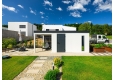 GARDEON® Gartenhaus mit Hörmann-Tür, Lichtband und überdachtem Bereich