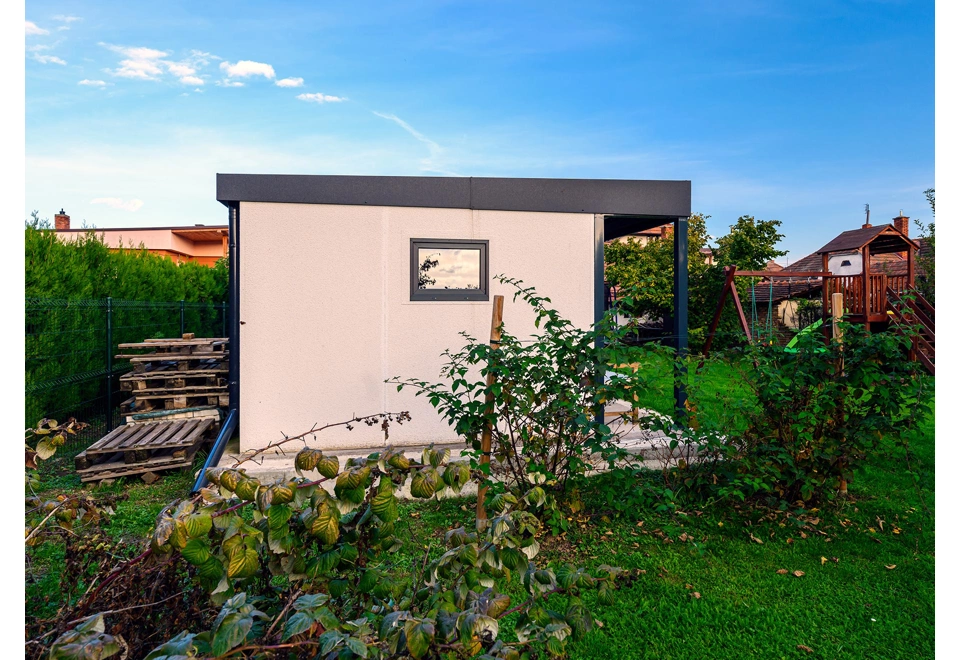 GARDEON® Gartenhaus mit Tür, Fenster, Lichtbänder und Überdachung